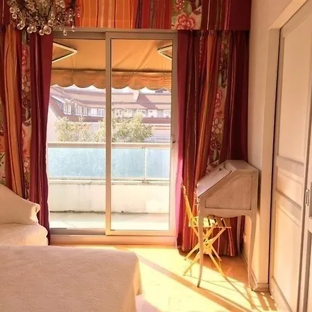 Toledo : Vue Sur Les Arbres En Centre Ville Apartamento